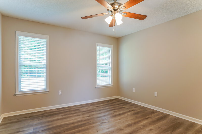 1,995/Mo, 412 Birdsong Way Holly Springs, NC 27540 Main Bedroom View