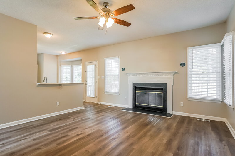 2,725/Mo, 8817 Whitby Ct Raleigh, NC 27615 Living Room View