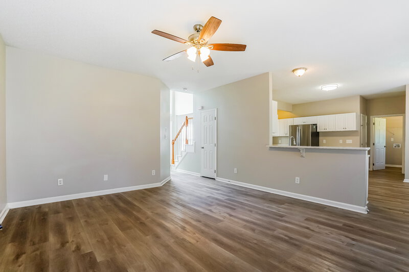 2,725/Mo, 8817 Whitby Ct Raleigh, NC 27615 Living Room View 2