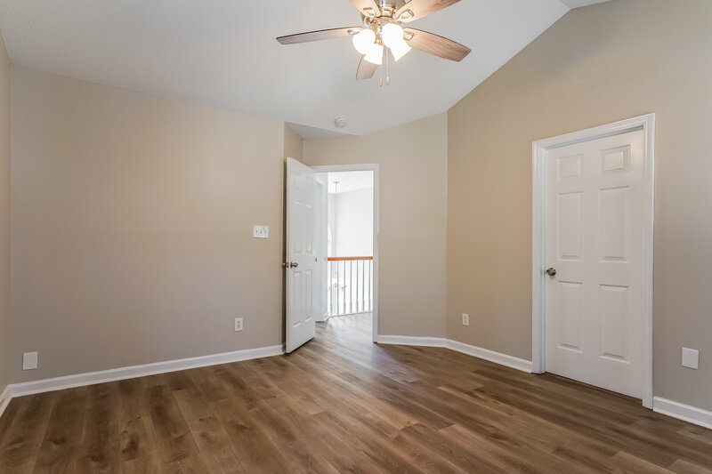 2,725/Mo, 8817 Whitby Ct Raleigh, NC 27615 Main Bedroom View 2