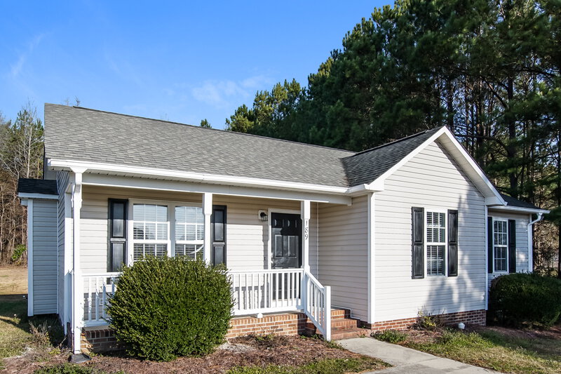 1,665/Mo, 189 Clear Water Dr Wilson's Mills, NC 27577 Front View