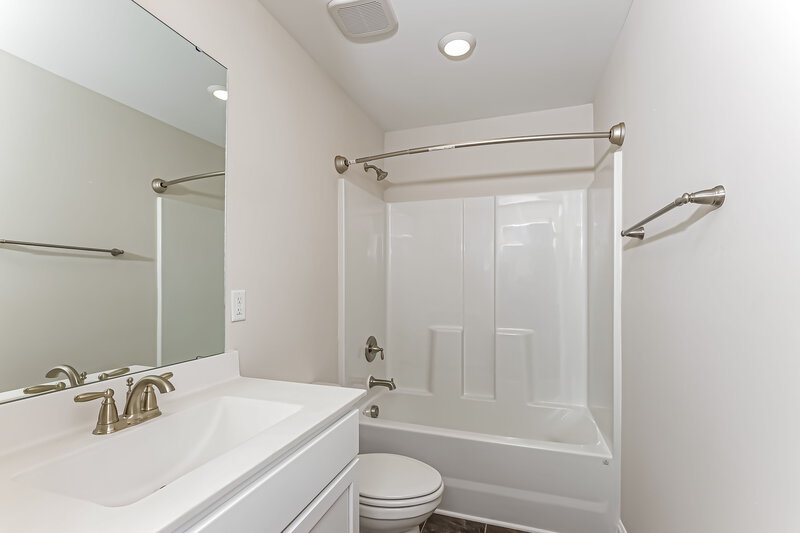 2,170/Mo, 55 Level Dr Youngsville, NC 27596 Bedroom View 4