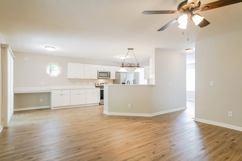 2,110/Mo, 1227 Arbor Greene Dr Garner, NC 27529 Living Room View