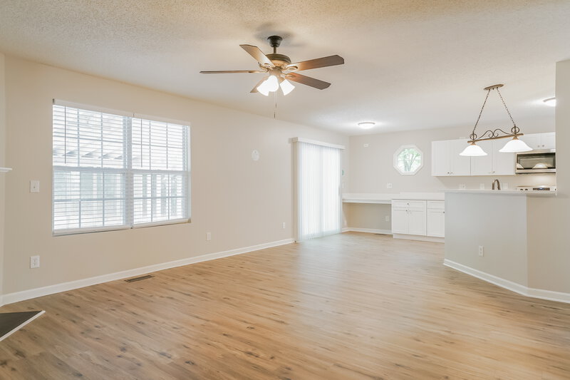 2,110/Mo, 1227 Arbor Greene Dr Garner, NC 27529 Living Room View 2