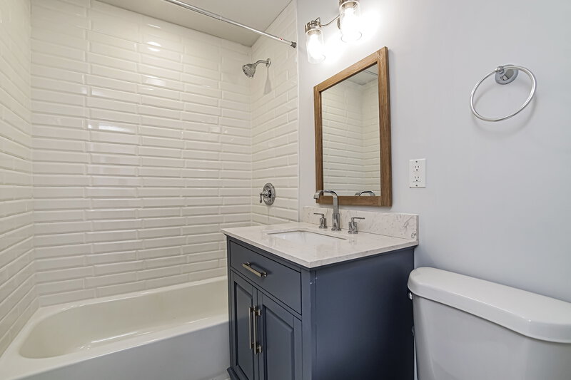 1,965/Mo, 3213 Burntwood Cir Raleigh, NC 27610 Main Bathroom View