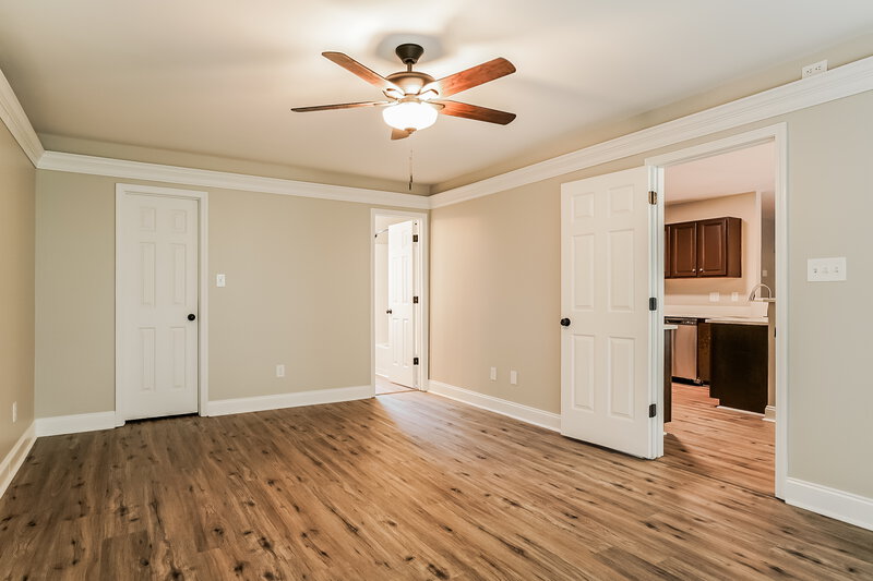 1,975/Mo, 143 Locket Dr Clayton, NC 27520 Main Bedroom View