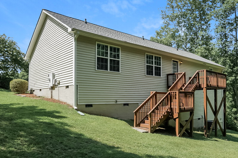 1,975/Mo, 143 Locket Dr Clayton, NC 27520 Rear View