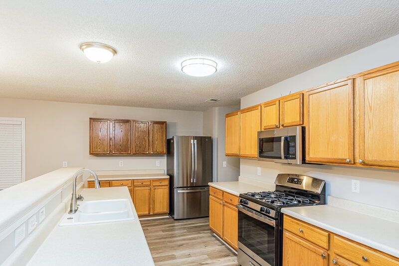 1,950/Mo, 6056 Ricker Rd Raleigh, NC 27610 Kitchen View