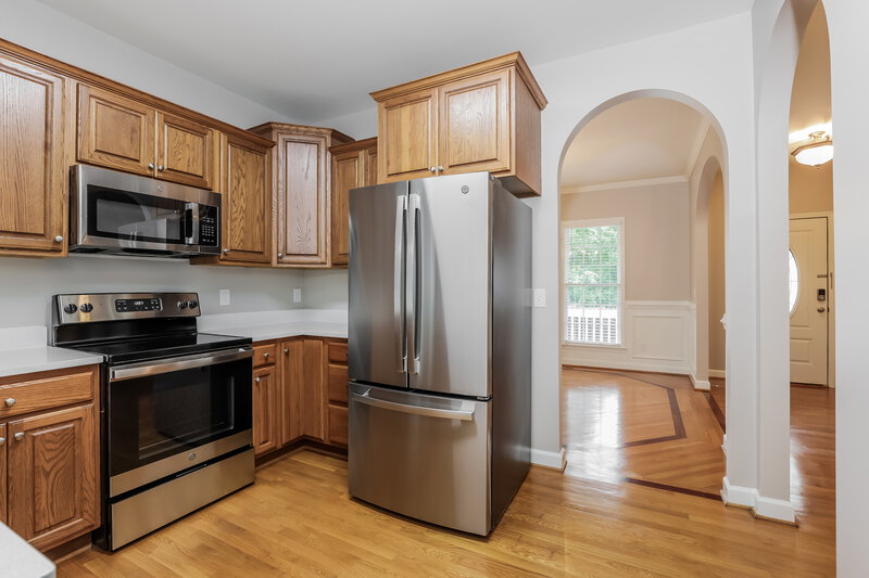 2,255/Mo, 717 Bennett Ridge Ct Wake Forest, NC 27587 Kitchen View 2