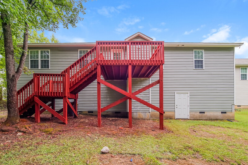 1,700/Mo, 145 Lynn Dr Clayton, NC 27520 Rear View 2