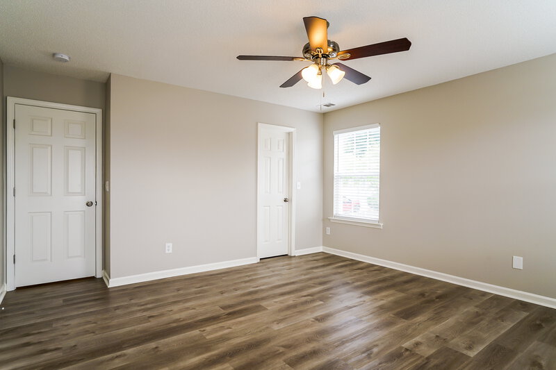 2,035/Mo, 8145 Wesley Farm Dr Raleigh, NC 27616 Main Bedroom View
