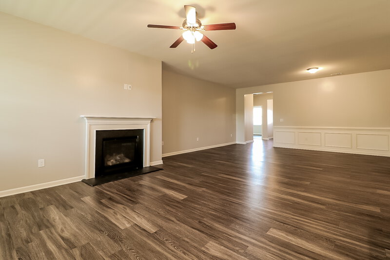 2,215/Mo, 238 S Great White Way Clayton, NC 27527 Living Room View 2