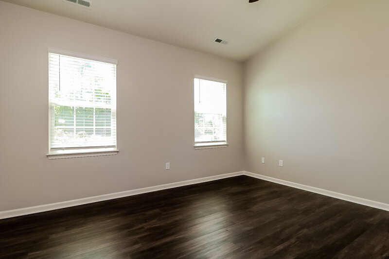 2,215/Mo, 238 S Great White Way Clayton, NC 27527 Main Bedroom View
