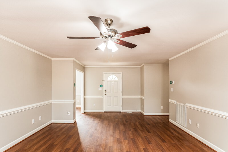 1,875/Mo, 408 Ginwood Ct Fuquay Varina, NC 27526 Living Room View 2