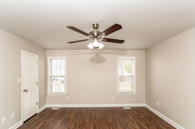 1,875/Mo, 408 Ginwood Ct Fuquay Varina, NC 27526 Main Bedroom View 2