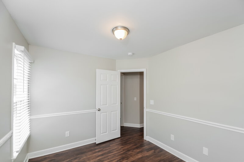 2,000/Mo, 508 Lakeview Ave Wake Forest, NC 27587 Bedroom View 4