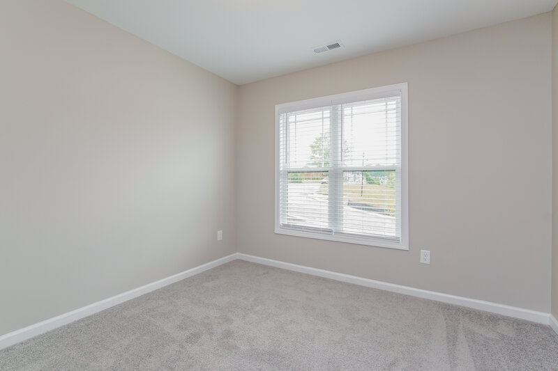 1,850/Mo, 18 Elliot Drive Clayton, NC 27520 Bedroom View 2