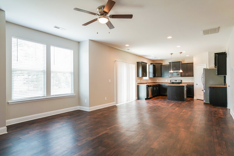 2,260/Mo, 3417 Snowberry Dr Raleigh, NC 27610 Living Room View 2