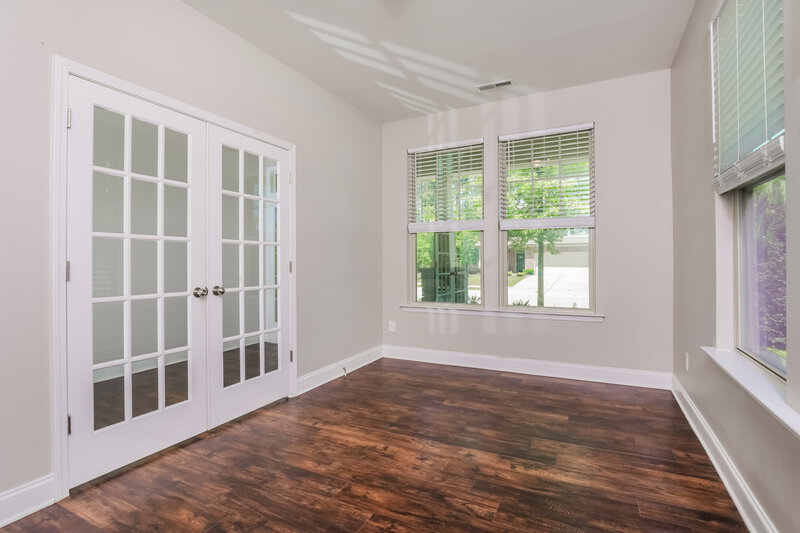 2,345/Mo, 3417 Snowberry Dr Raleigh, NC 27610 Office View