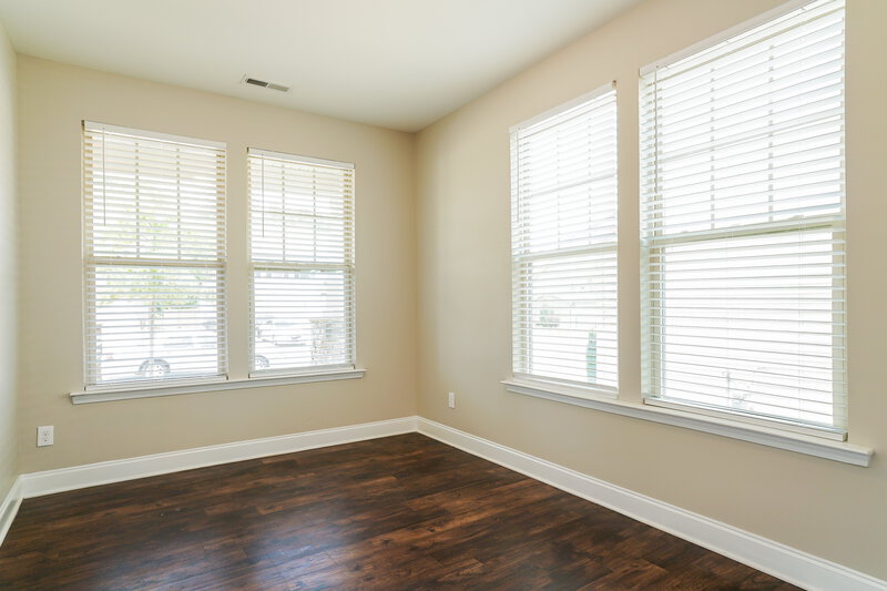 2,260/Mo, 3417 Snowberry Dr Raleigh, NC 27610 Misc View 7