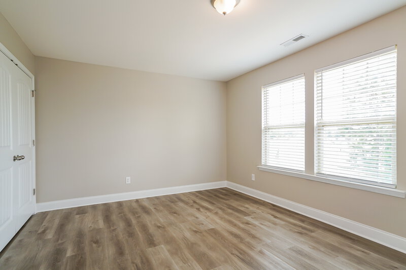 2,260/Mo, 3417 Snowberry Dr Raleigh, NC 27610 Bedroom View 2