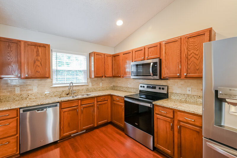 2,615/Mo, 3000 Basswood Dr Raleigh, NC 27610 Kitchen View