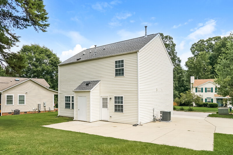 3,010/Mo, 3033 Slippery Elm Dr Raleigh, NC 27610 Rear View