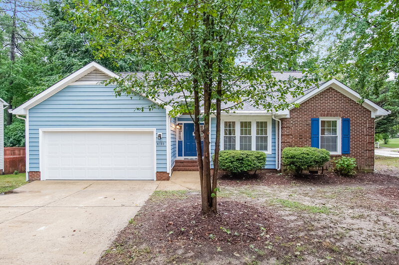 2,105/Mo, 4700 Hunt Manor Ct Raleigh, NC 27616 External View
