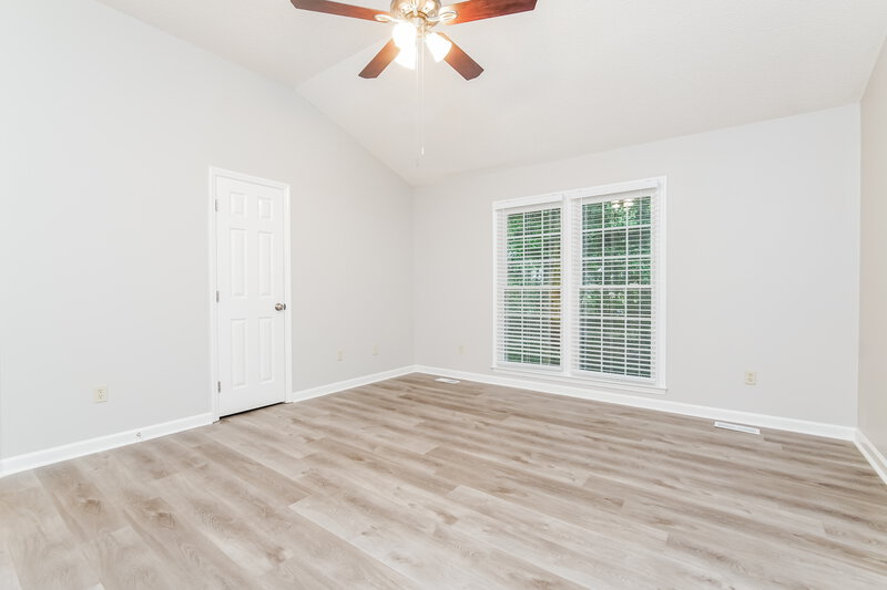 2,105/Mo, 4700 Hunt Manor Ct Raleigh, NC 27616 Main Bedroom View