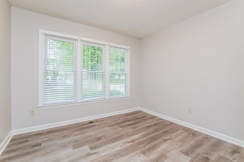 2,105/Mo, 4700 Hunt Manor Ct Raleigh, NC 27616 Bedroom View