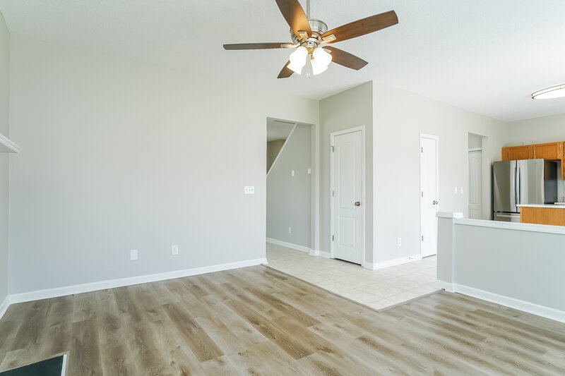 2,050/Mo, 2912 Mark Oak Ct Raleigh, NC 27610 Living Room View 2