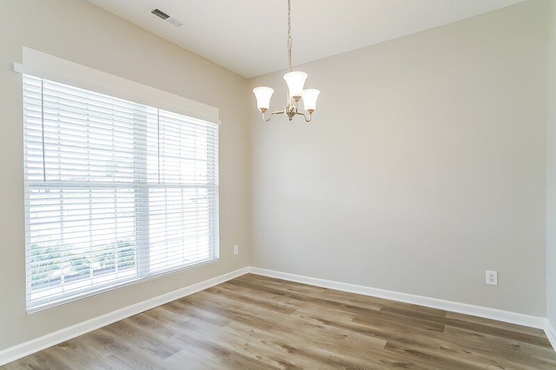 2,050/Mo, 2912 Mark Oak Ct Raleigh, NC 27610 Dining Room View 2