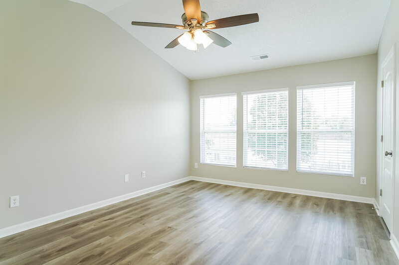 2,050/Mo, 2912 Mark Oak Ct Raleigh, NC 27610 Main Bedroom View