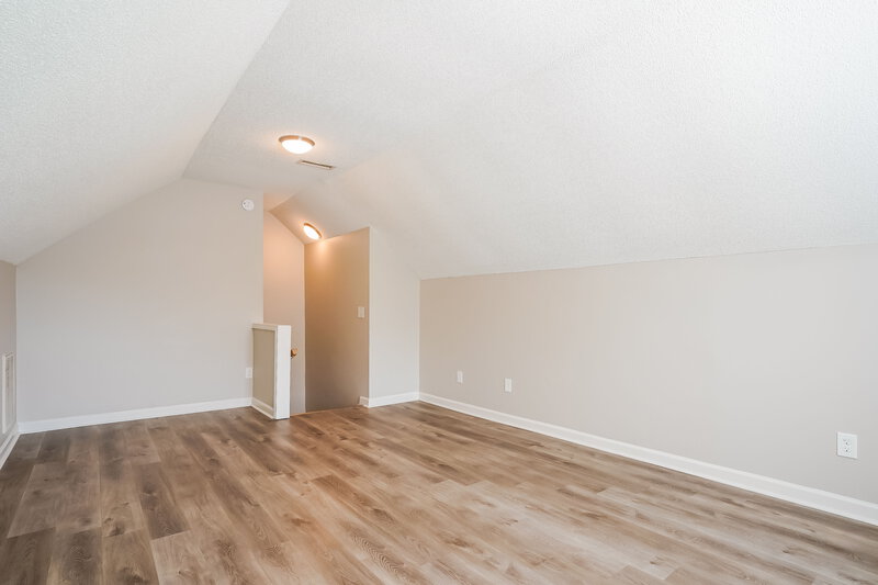 2,200/Mo, 204 Yellow Jasmine Path Apex, NC 27502 Family Room View 2