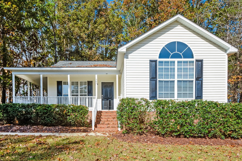 1,690/Mo, 501 Lockwood Dr Wilson's Mills, NC 27527 External View