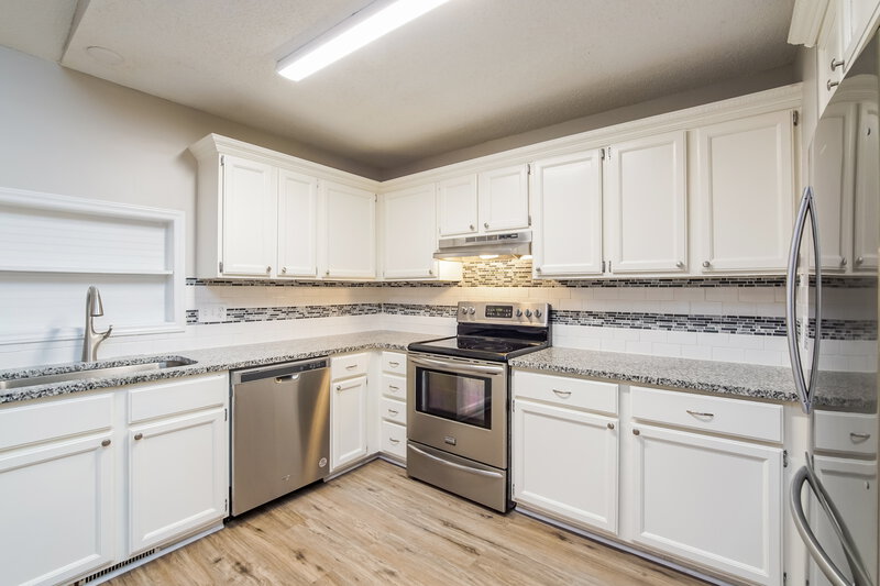 1,735/Mo, 107 Dwelling Pl Knightdale, NC 27545 Kitchen View