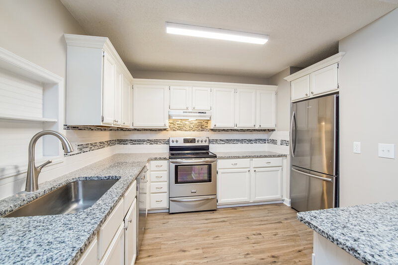 1,735/Mo, 107 Dwelling Pl Knightdale, NC 27545 Kitchen View 2