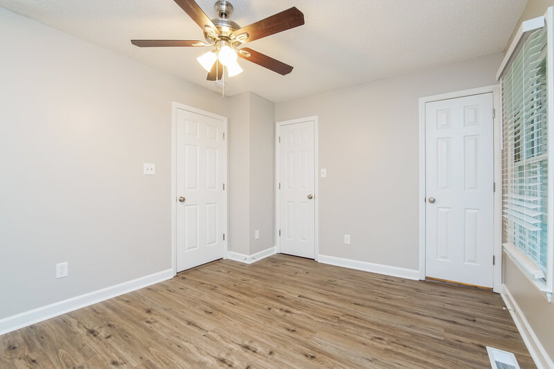 1,735/Mo, 107 Dwelling Pl Knightdale, NC 27545 Main Bedroom View