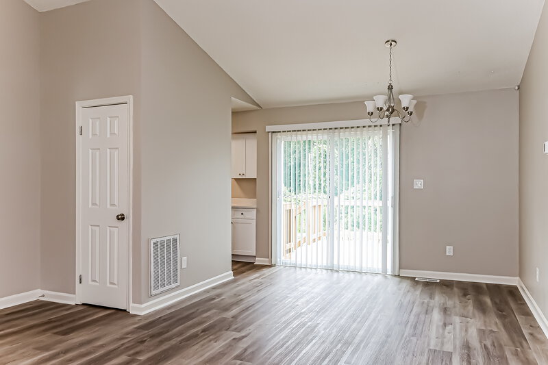 1,695/Mo, 2332 Quartz Ct Raleigh, NC 27610 Dining Room View