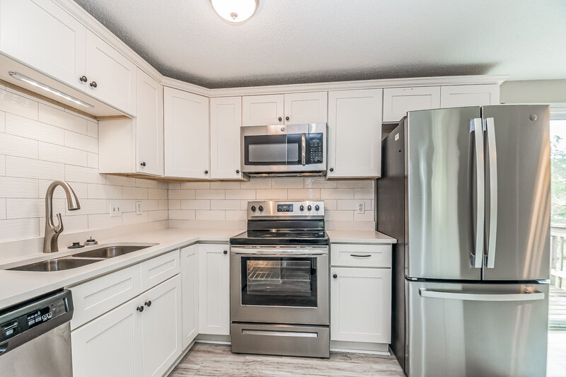 2,420/Mo, 109 Castle Bay Ct Cary, NC 27511 Kitchen View