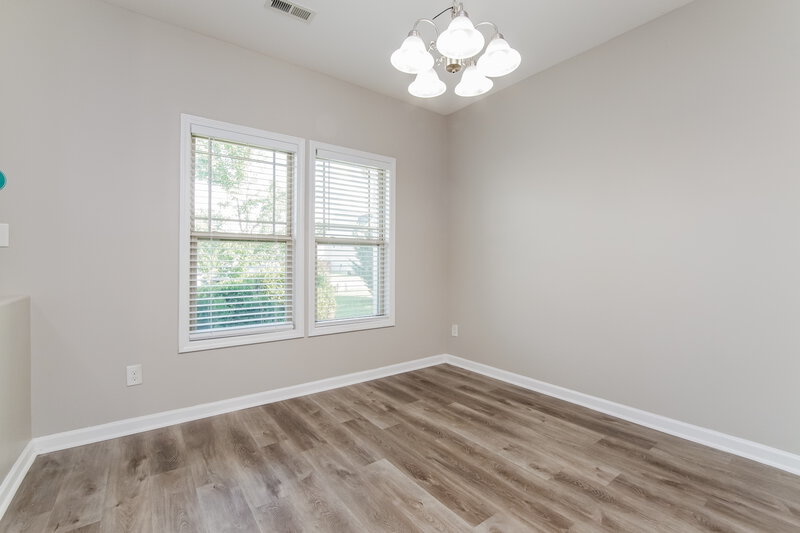 2,230/Mo, 255 Darecrest Ln Wendell, NC 27591 Dining Room View