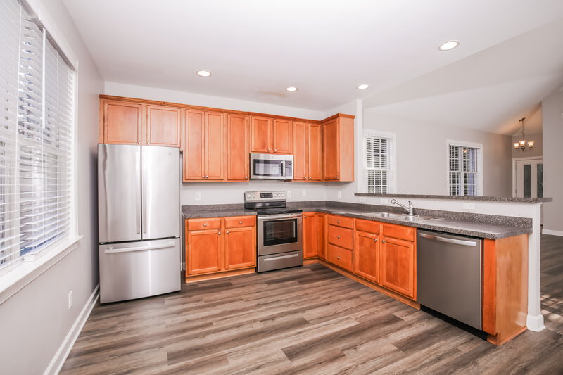 2,020/Mo, 1036 N Main St Wake Forest, NC 27587 Kitchen View