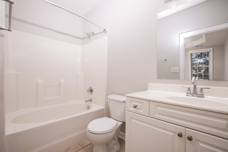2,020/Mo, 1036 N Main St Wake Forest, NC 27587 Main Bathroom View