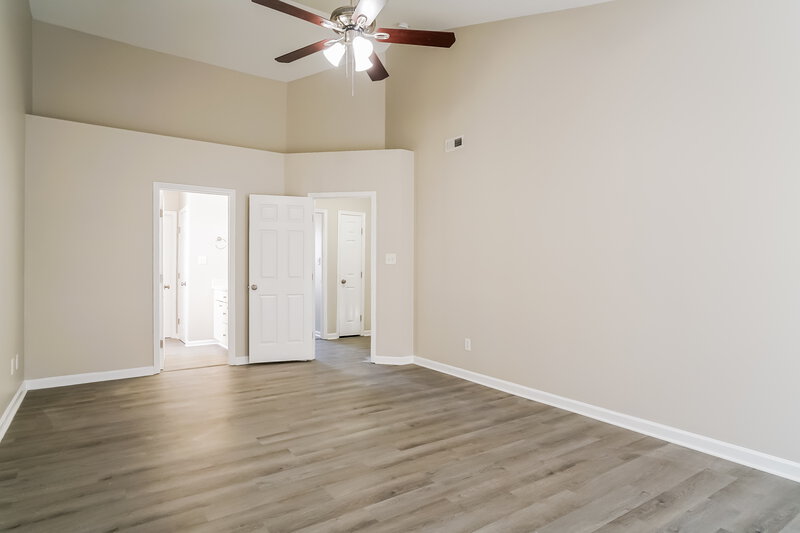 2,165/Mo, 8039 Marsh Hollow Dr Raleigh, NC 27616 Main Bedroom View