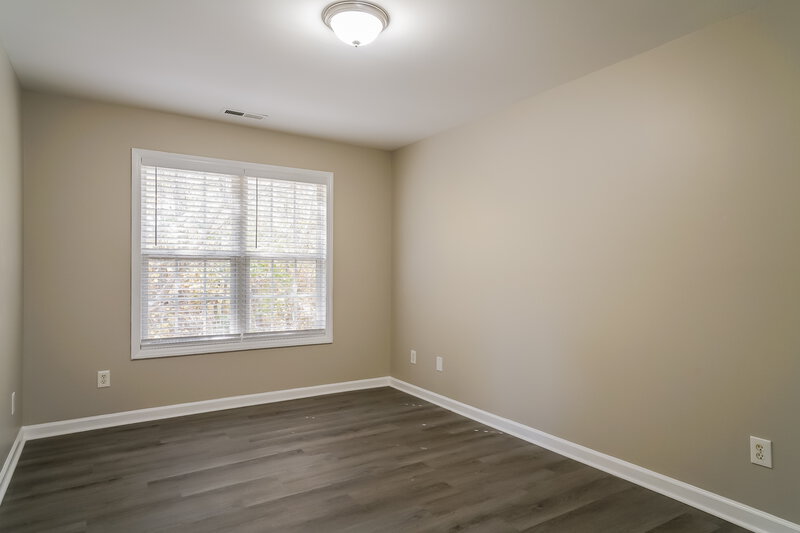 2,165/Mo, 8039 Marsh Hollow Dr Raleigh, NC 27616 Bedroom View 4