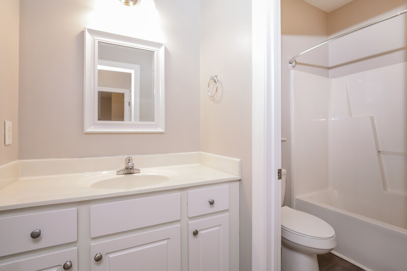 2,395/Mo, 8537 Battery Crest Ln Wake Forest, NC 27587 Bathroom View