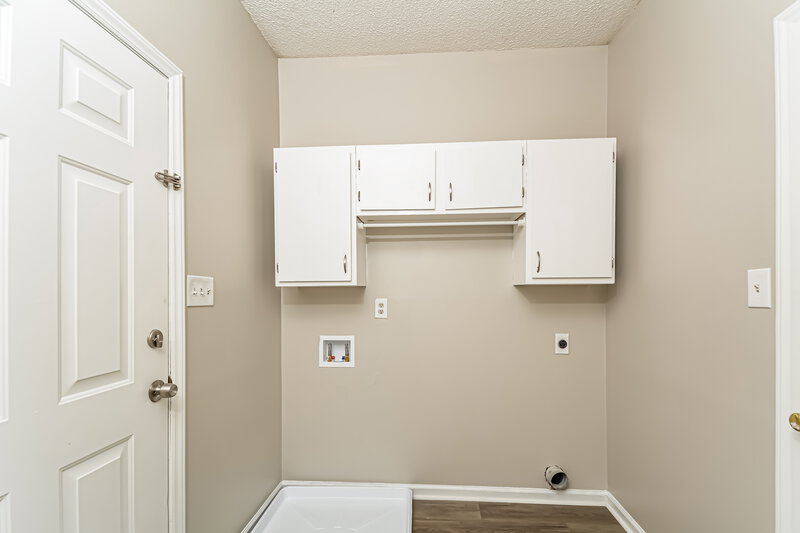 2,095/Mo, 3416 Scotch Dr Raleigh, NC 27616 Laundry Room View
