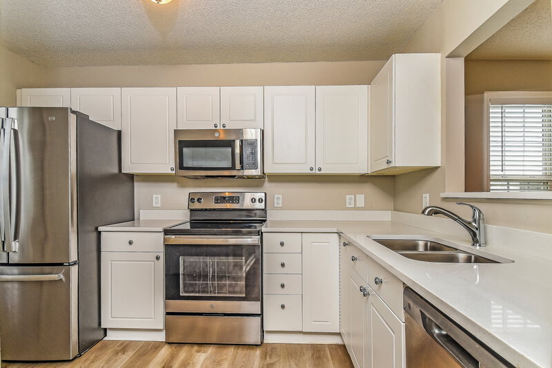 2,110/Mo, 2143 Castle Pines Dr Raleigh, NC 27604 Kitchen View