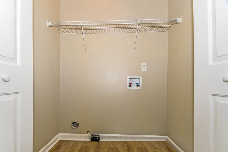 2,110/Mo, 2143 Castle Pines Dr Raleigh, NC 27604 Laundry Room View