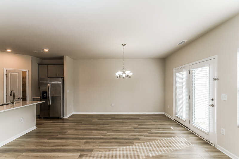 1,615/Mo, 206 Brook Farm Ln Fuquay Varina, NC 27526 Living Room View